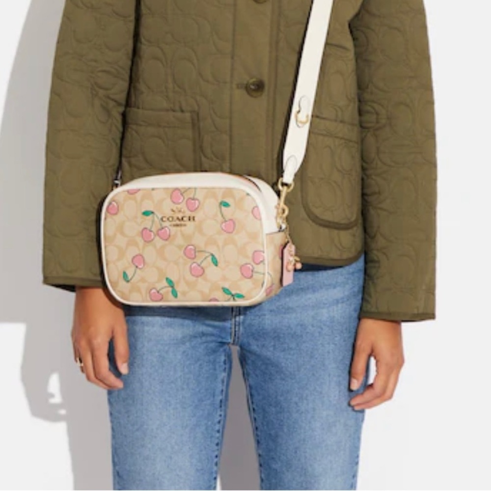 Coach Jamie camera bag signature canvas with cherry heart print - Picture 2 of 6